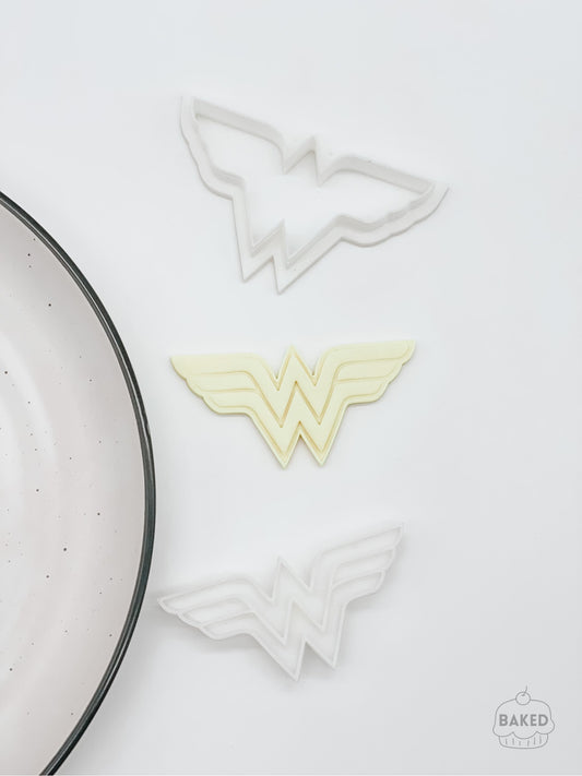 Wonder Woman Symbol Cookie Stamp and Cutter