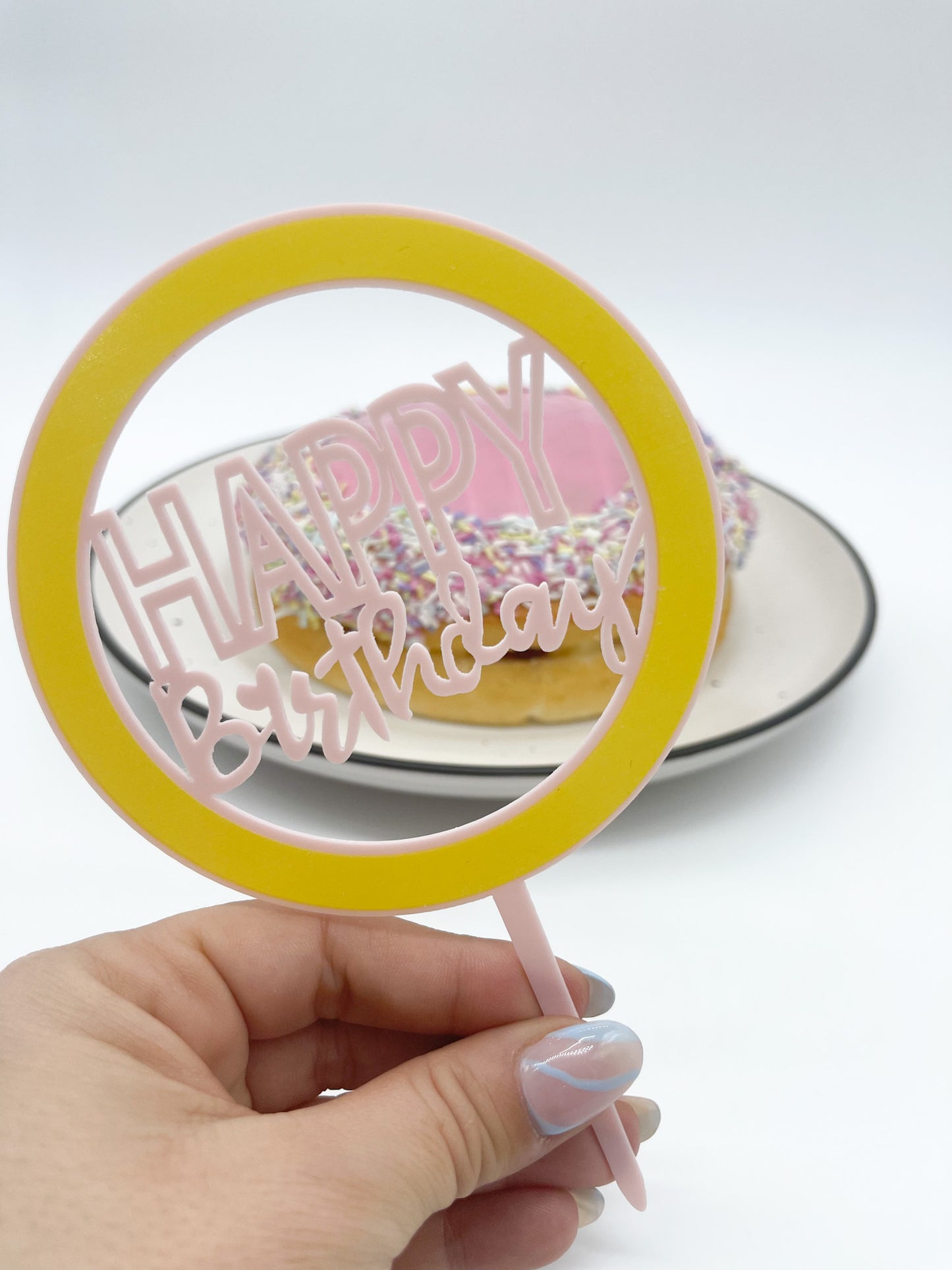 Circle Happy Birthday Cursive Topper - Yellow